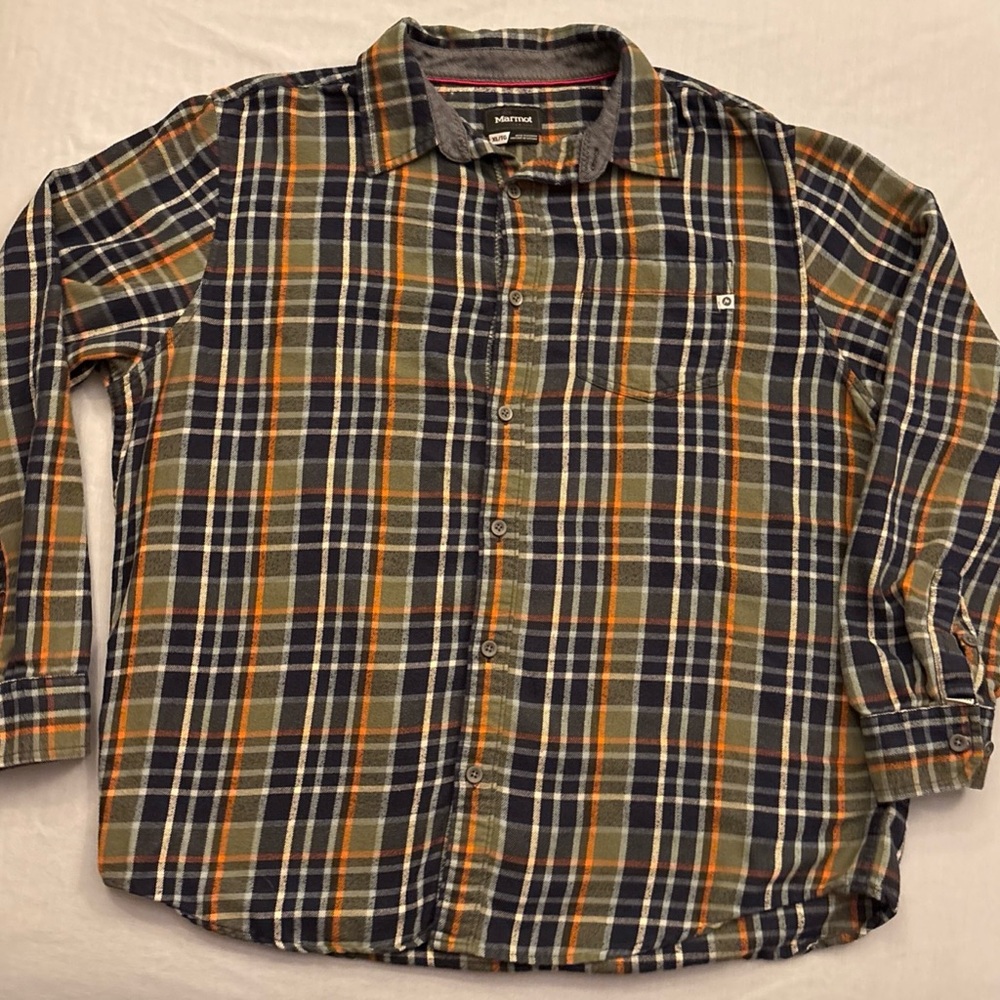 Marmot Men’s Green Long Sleeve Button-Up Flannel Plaid Sz XL Casual Cozy Fall